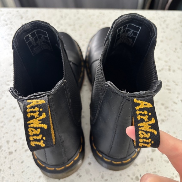 DR MARTENS 2976 WOMEN'S LEATHER CHELSEA BOOTS SIZE 8 - Picture 5 of 7